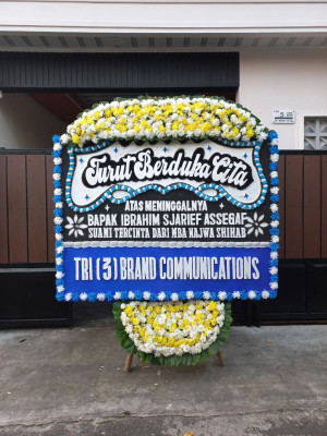 Papan Bunga Duka di Tarunajaya